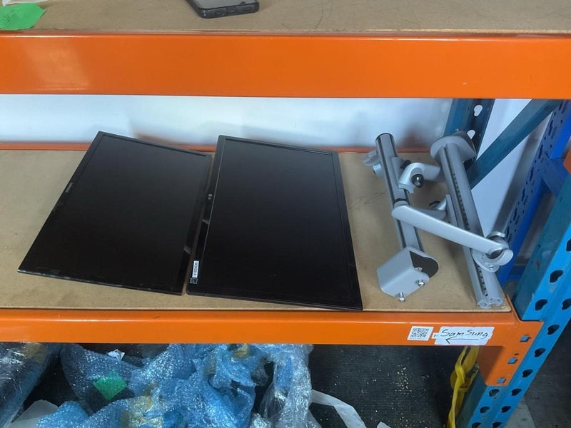 Office Monitor Screens & Stands Carousel 1