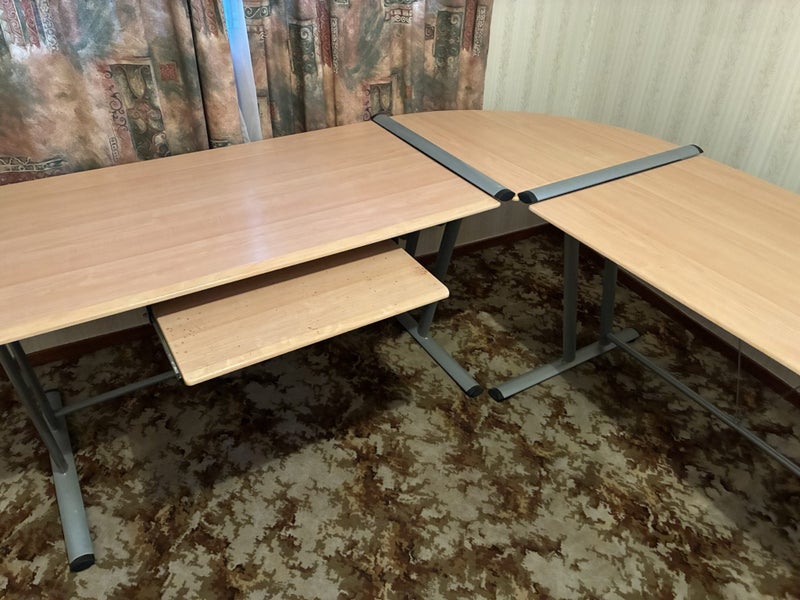 Desk Carousel 2