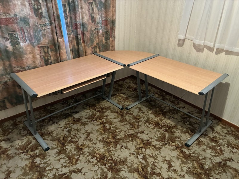 Desk Carousel 1