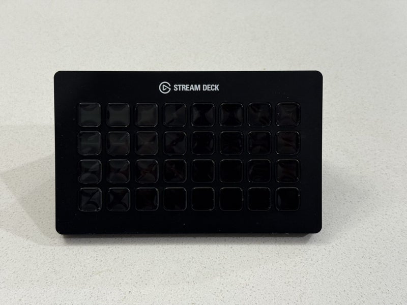 Elgato Stream Deck XL Carousel 1