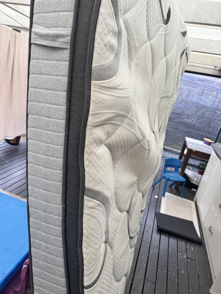 Mattress Carousel 2