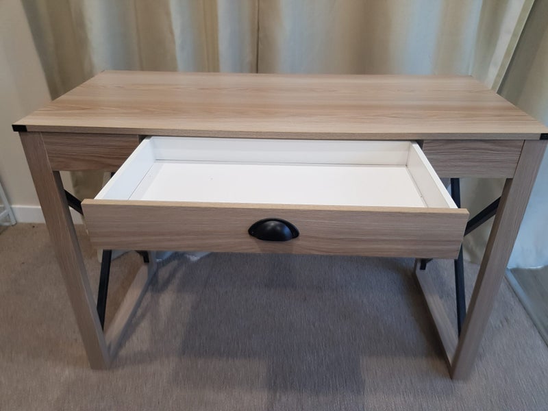 Computer Table Carousel 1