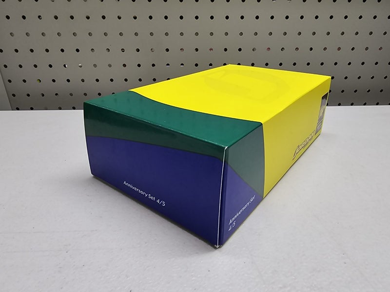 1/43 Jordan 197 Peugeot & Jordan 198 Mugen Honda - Formula 1 Anniversary Set Carousel 13