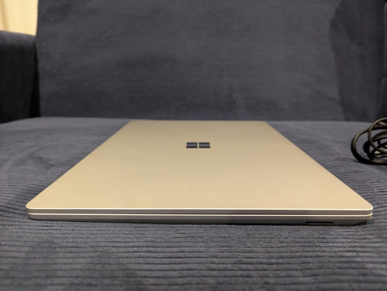 Microsoft Surface Laptop 3 – 15" – AMD Ryzen 5 – 256GB SSD – Model 1873 Carousel 9