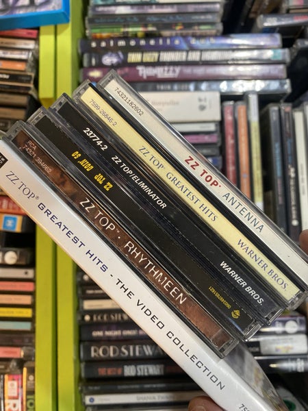 * bulk buy ZZ TOP ** Carousel 1