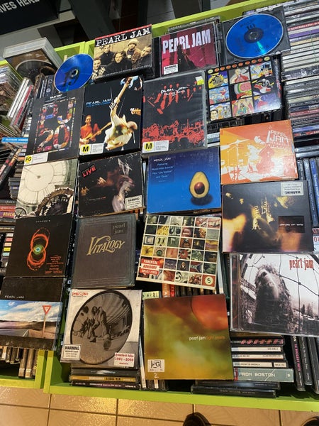 * bulk buy PEARL JAM ** Carousel 2