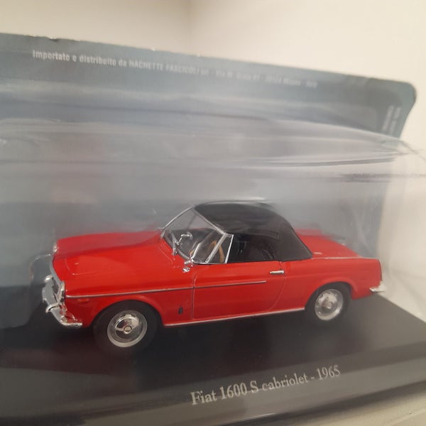FIAT 1600S CABRIOLET 1965 1:43 SCALE Carousel 2