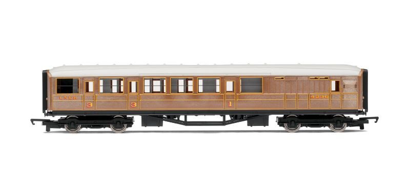 Hornby Accessories - R/ROAD LNER Teak Brake Carousel 1