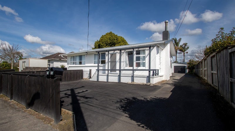 Image 1 of 21