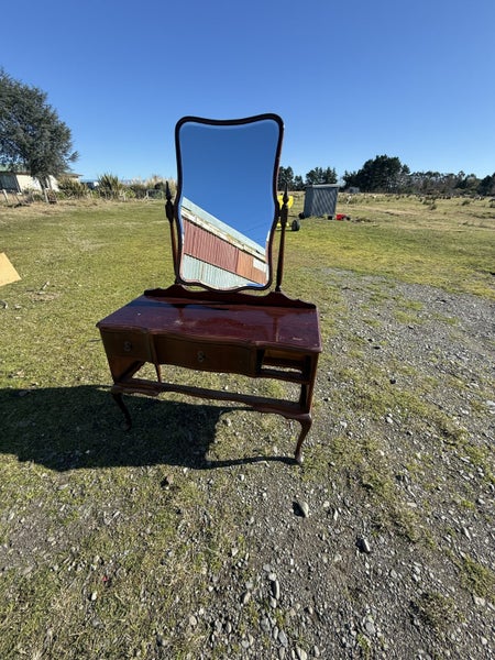 Solid Mahogany 4 Draw Dressing Table Carousel 7