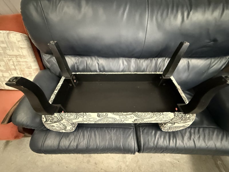 Chaise Padded Pouffe Stool Carousel 1