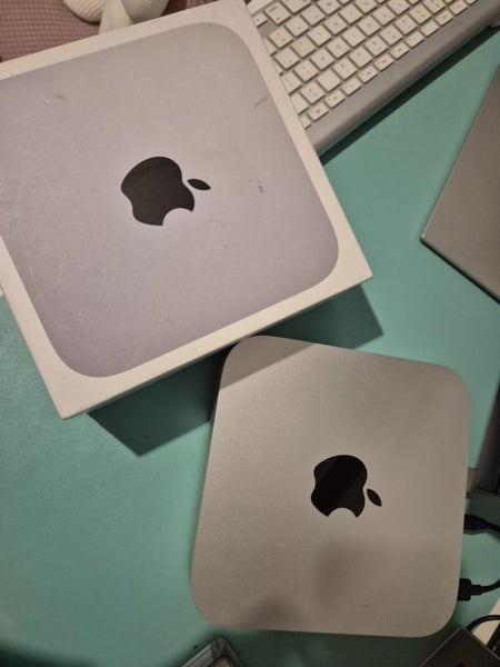 Mac Mini - M1 Chip, 512GB SSD, 16GB Unified Memory Carousel 1