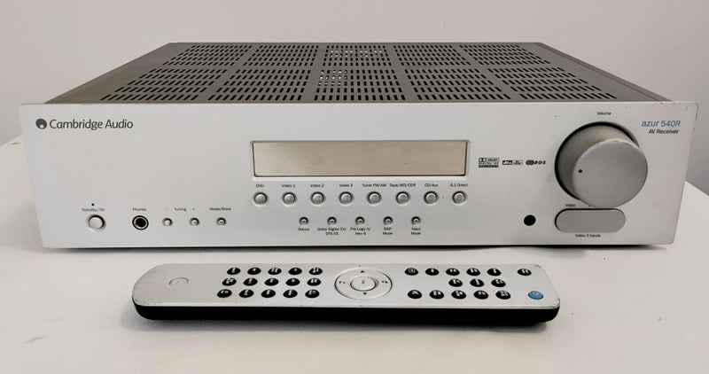 Cambridge Azur 540r Receiver + remote Carousel 1