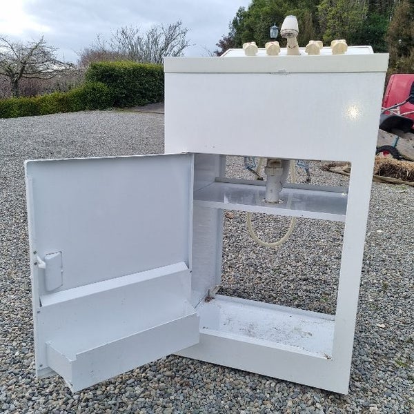 Laundry Tub Carousel 7