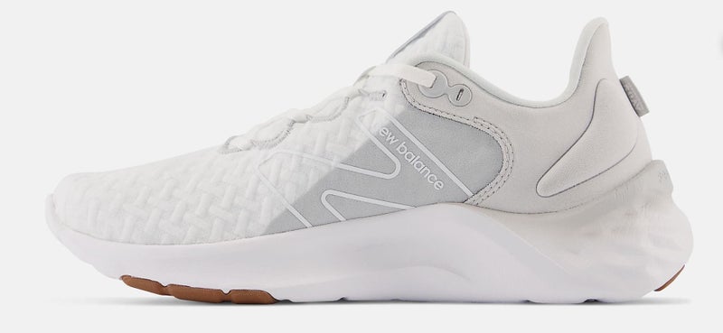 New Balance Women's Fresh Foam Roav V2 Shoe - US 6.5 [MINOR DEFECT] Carousel 8