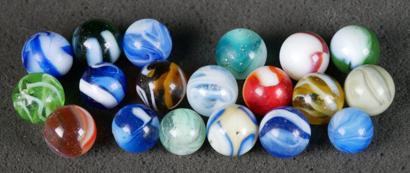 Handful of Vintage / Antique Glass Marbles (Assorted Styles, Patterns, Colours) Carousel 1