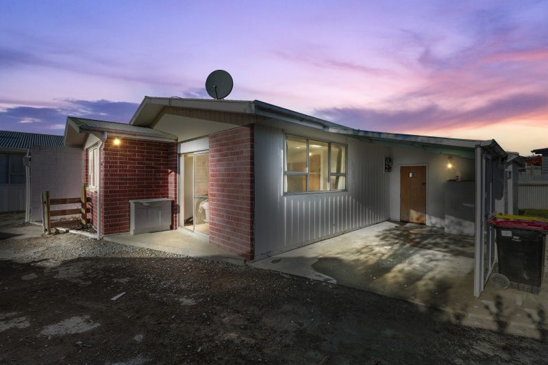 Image 1 of 20
