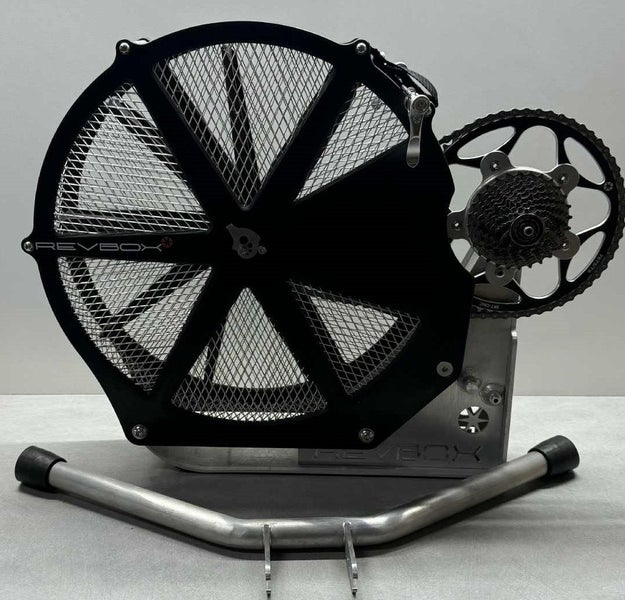 Revbox Cycle Trainer Carousel 2