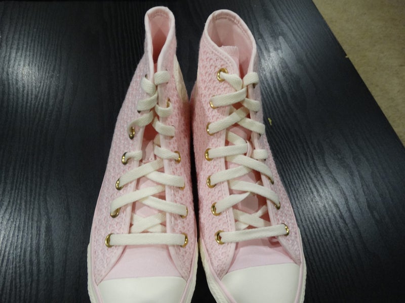 Converse Chuck Taylor High Tops. Size 8 US. Brand New. Carousel 8