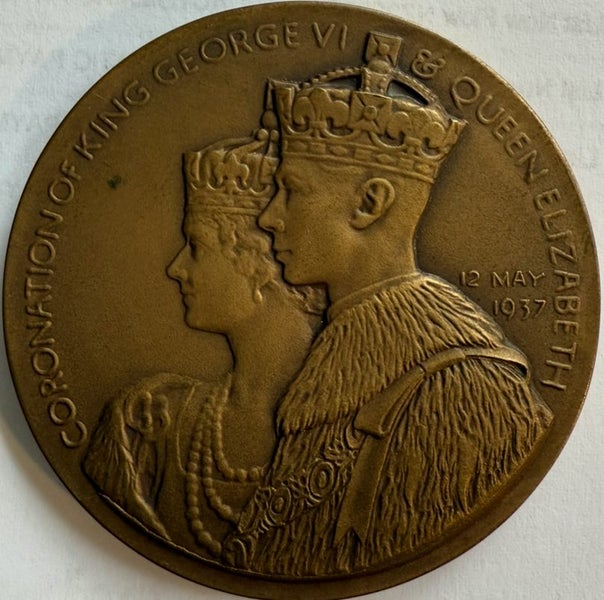 CORONATION OF KING GEORGE VI & QUEEN ELIZABETH 1937 , MAY FAIR HOTEL BRONZE Carousel 1