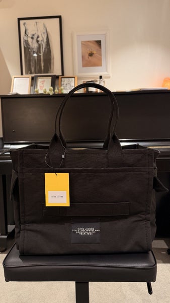 Marc Jacobs Tote Bag (The Travel Bag)63617474494081114