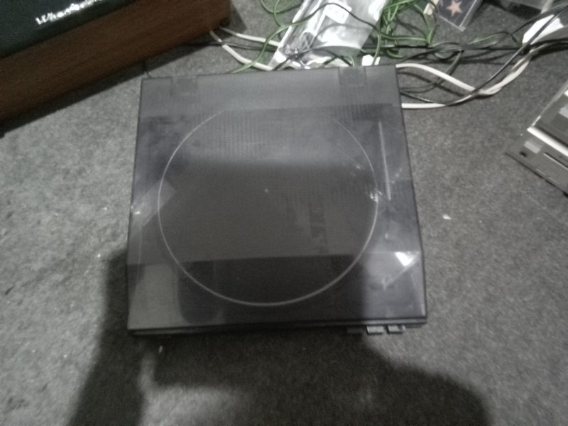 Fully Auto Turntable, Amp, Tuner with Wharfedale 100w speaker (VG condition) Carousel 2