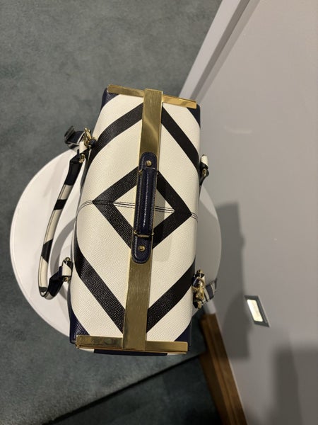 Women bag63616035940226112