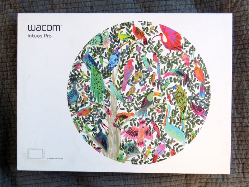 2017 Wacom Intuos Pro Medium Drawing Tablet Carousel 1