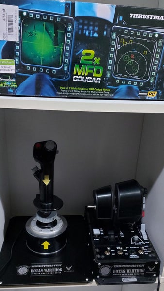 Thrustmaster Hotas Warthog + MFD Cougar Carousel 1