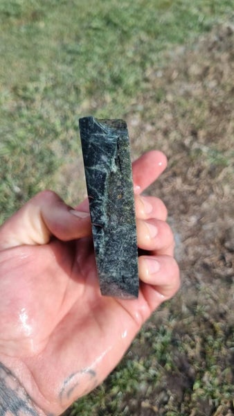 Greenstone slab Carousel 4