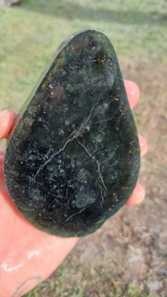 Greenstone slab Carousel 1
