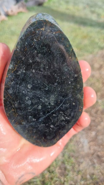 Greenstone slab Carousel 3