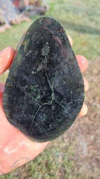 Greenstone slab Carousel 1