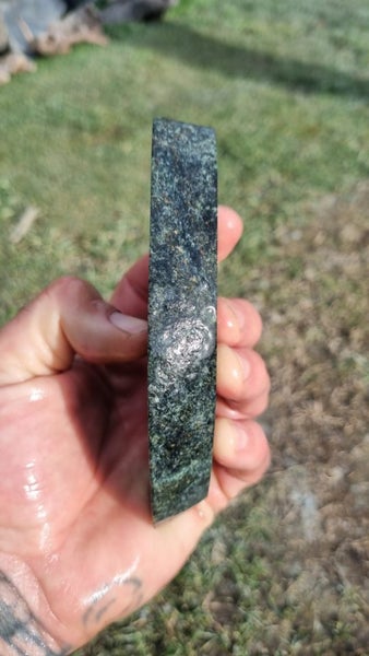 Greenstone slab Carousel 2