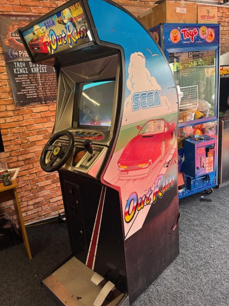 Sega Outrun 1986 Carousel 2