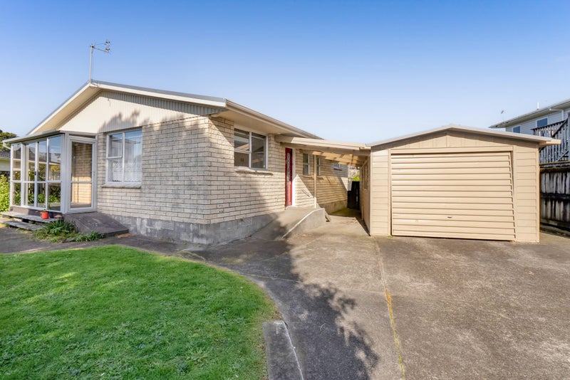 Image 1 of 20
