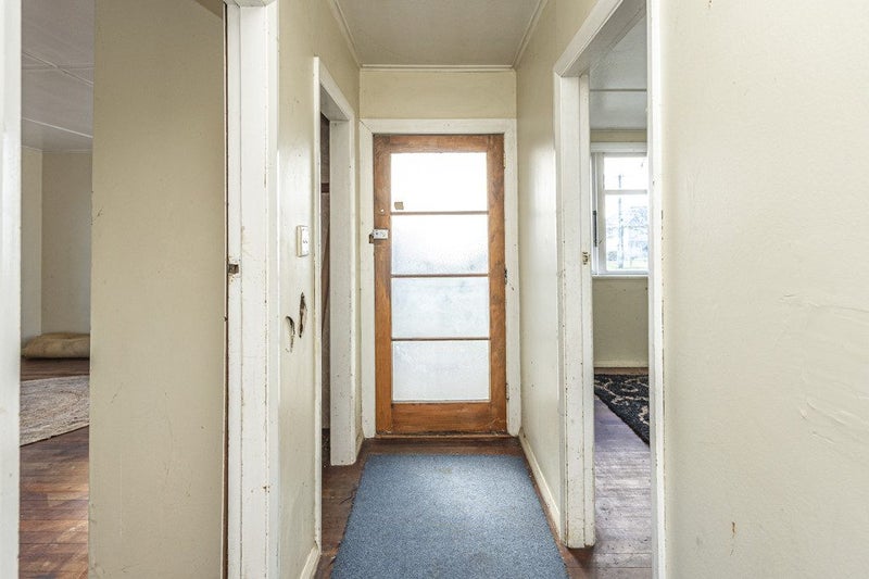 Image 2 of 16