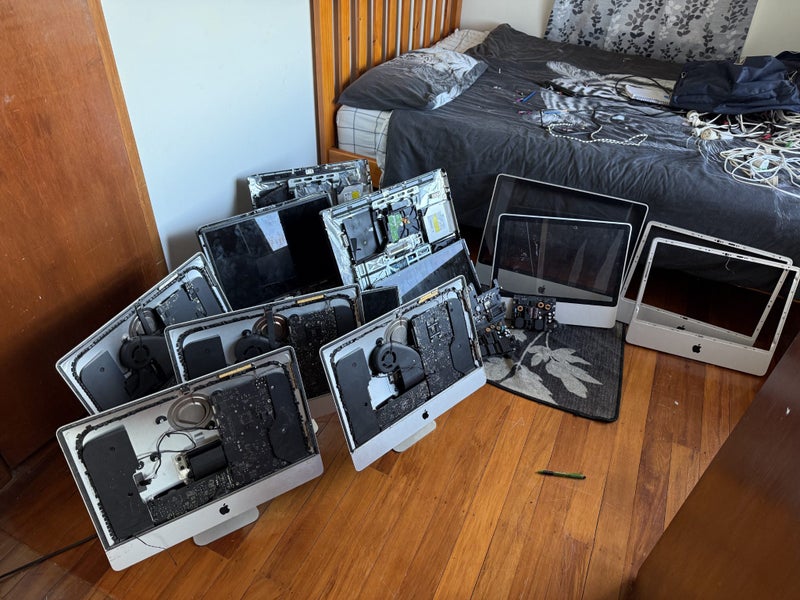 iMac Parts Everything In Picture Carousel 2