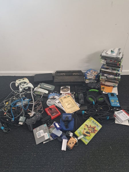 * -Big Bulk Misc Gaming Items ($1 RES!) * Carousel 1