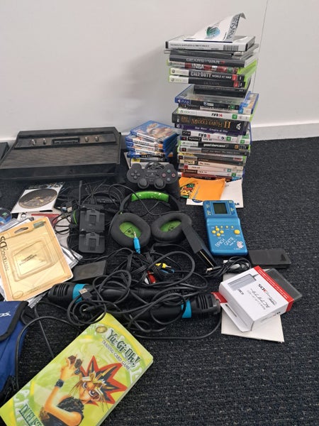 * -Big Bulk Misc Gaming Items ($1 RES!) * Carousel 4