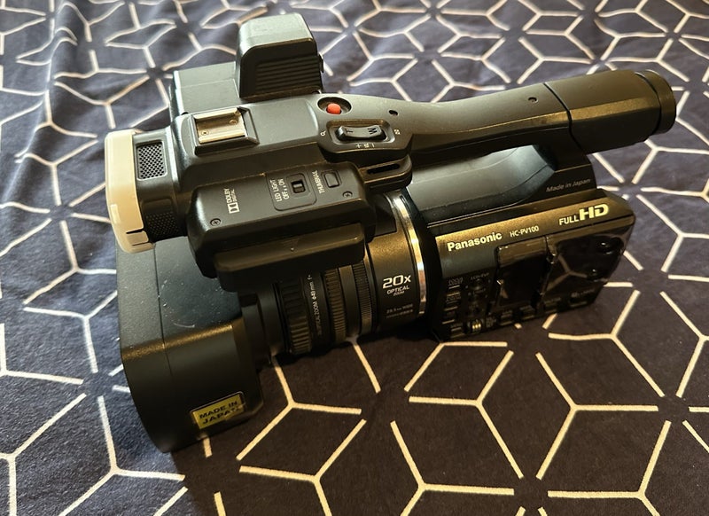 Panasonic HC-PV100 video camera Carousel 1