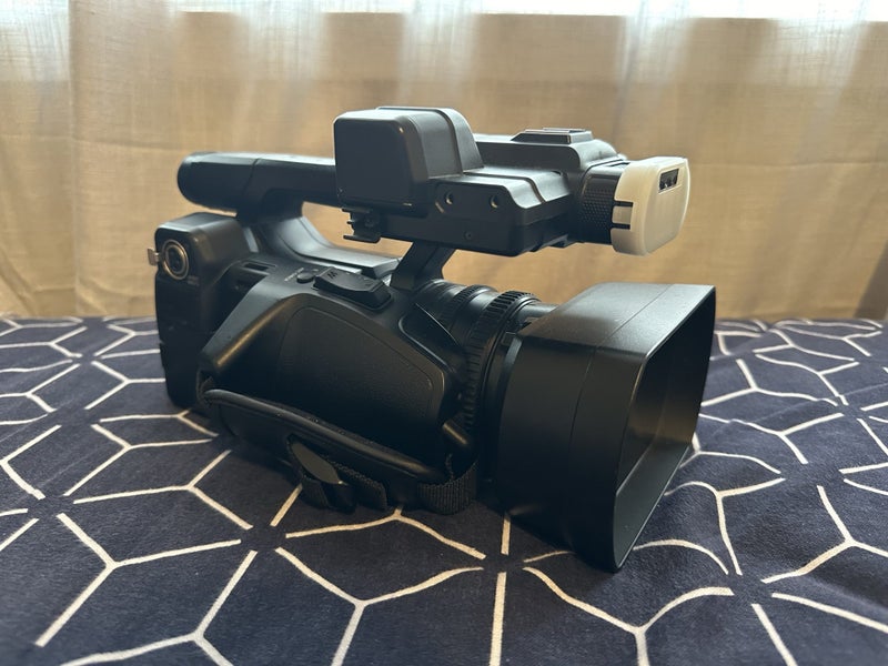 Panasonic HC-PV100 video camera Carousel 2