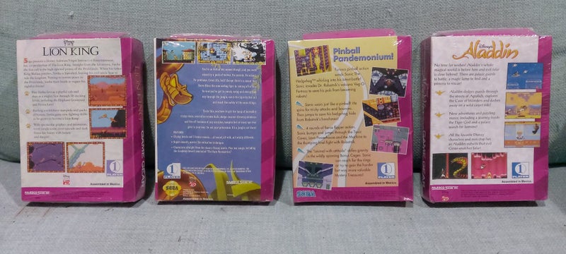 Coca Cola Sega Game Gear + games Carousel 8