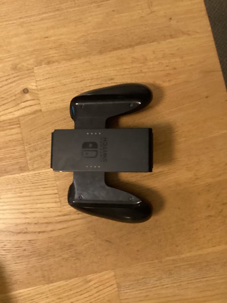 Nintendo Switch w/ Dock, Pro Controller & Protective Case – Excellent Condition Carousel 2