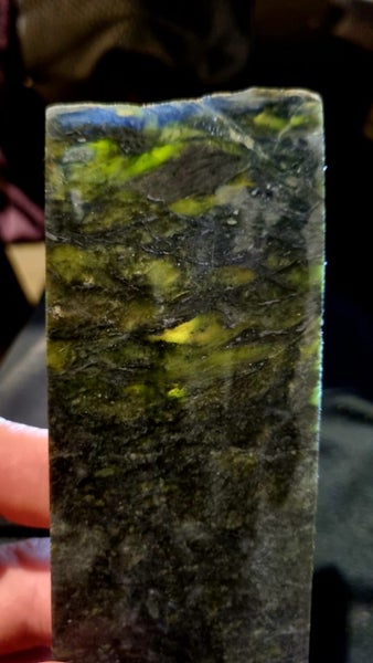 Greenstone slab Carousel 1