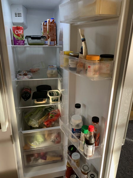 Side by Side Fridge Freezer 584 Litres Carousel 2