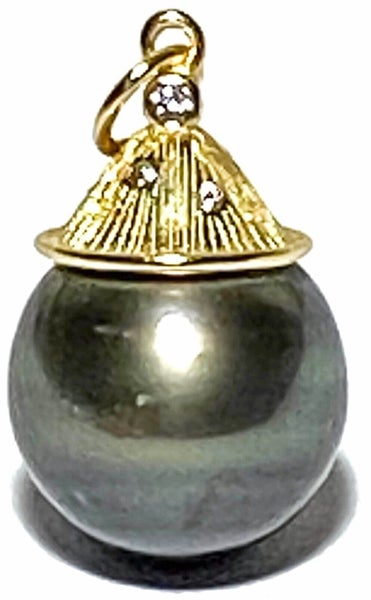 Stunning 11.5x12mm Tahitian Sea Peacock Black Green Pearl Pendant Carousel 1