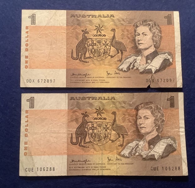 Australia 1980s One & Two Dollar notes - circulated Carousel 2
