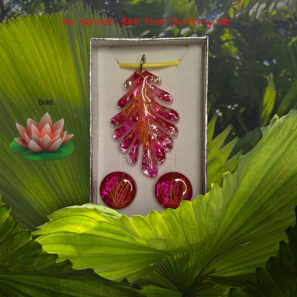 Real Preserved Gypsophila Jewellery Gift Pack63615748272515113