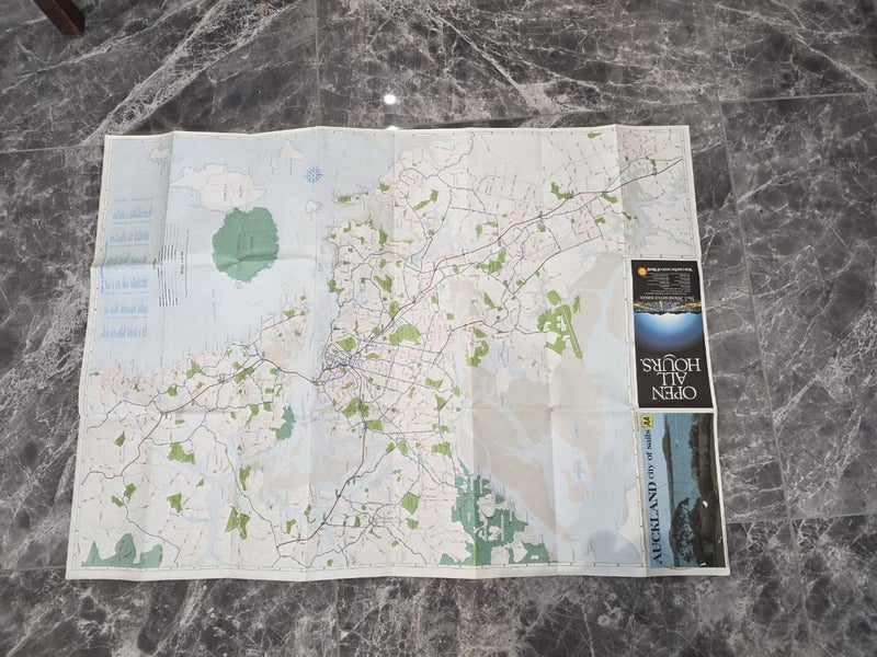Vintage Large AA Road Map Auckland City of Sails Carousel 2